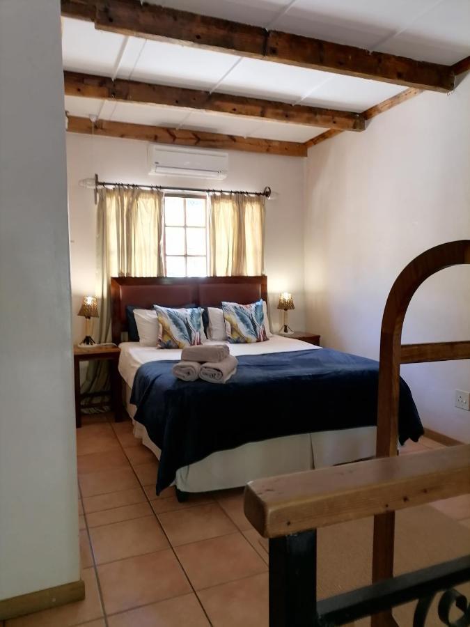 Langberg Guest Farm Hotel Kimberley Exterior photo